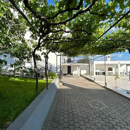 Siaa Villa *